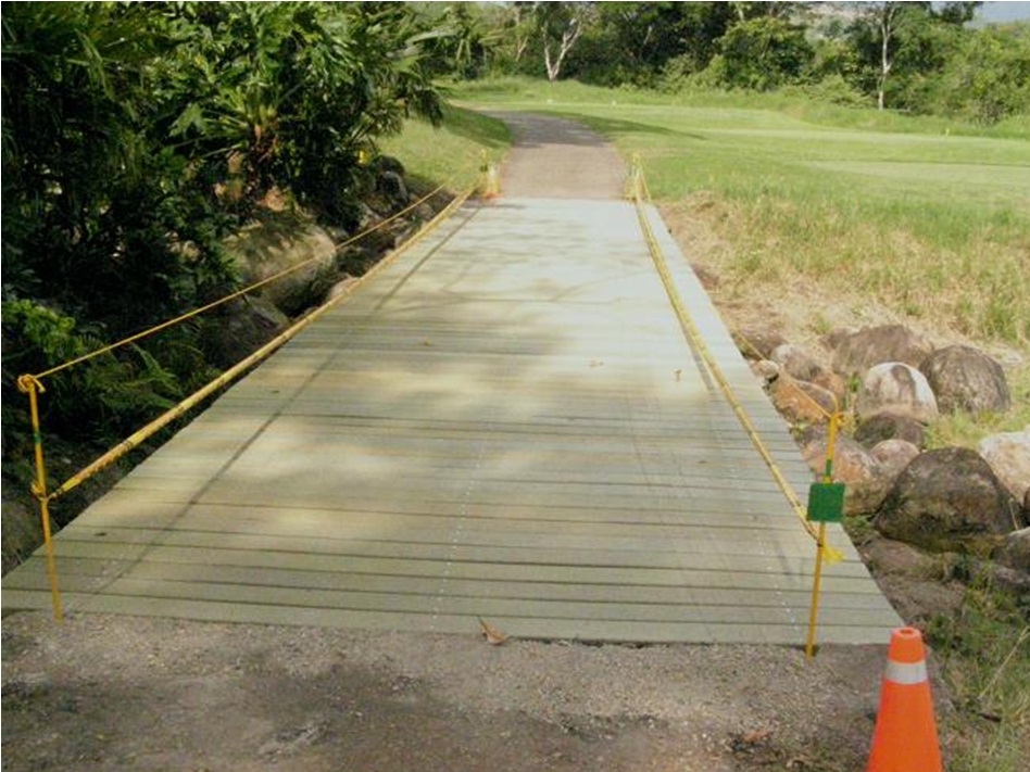 puente en madera plástica para cruzar ríos riachuelos caños puentes en maderas plásticas maderplast puente sobre distrito de riego agrícola caño rio riachuelo quebrada lago pantano humedales 05 puente en madera plástica para cruzar ríos riachuelos caños puentes en maderas plásticas maderplast puente sobre distrito de riego agrícola caño rio riachuelo quebrada lago pantano humedales 05